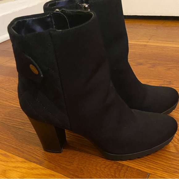 ANNE KLEIN BLACK BOOTIES - Picture 3 of 6